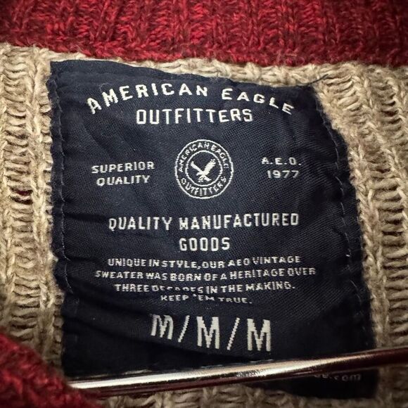 American Eagle Outfitters Men’s 1/4 Button Sweater Size Medium Red Color - Picture 5 of 9